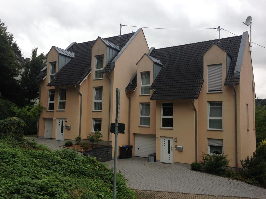 Moselschoen Das Ferienhaus Brodenbach Phòng bức ảnh